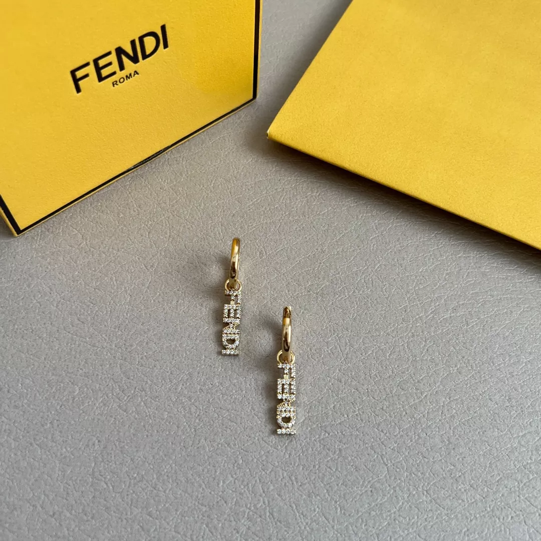 fendi boucles doreilles pour femme s_12b0b052